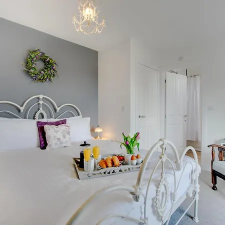 Bumblebee Cove- 2 1 Minute - Part Of The The Bay Village With Pool, Gym And Direct Access, Pub, Restaurant, Tennis And Meadows Walks Сasa de vacaciones