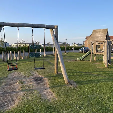 Bumblebee Cove- 2 1 Minute - Part Of The The Bay Village With Pool, Gym And Direct Access, Pub, Restaurant, Tennis And Meadows Walks Сasa de vacaciones *