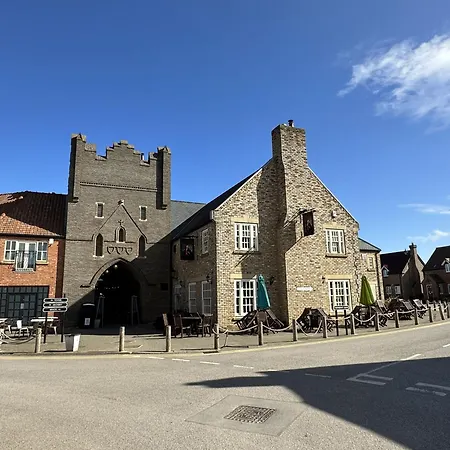 Bumblebee Cove- 2 1 Minute - Part Of The The Bay Village With Pool, Gym And Direct Access, Pub, Restaurant, Tennis And Meadows Walks Сasa de vacaciones Filey