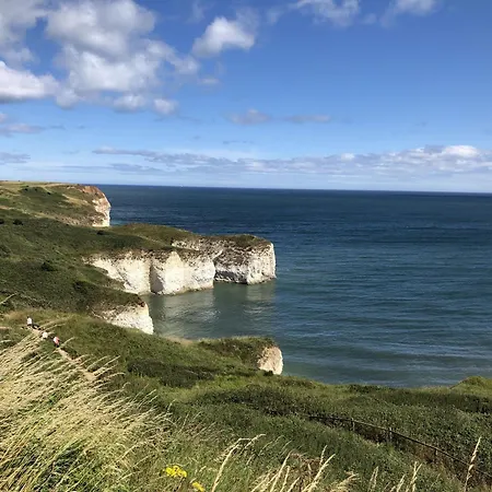 Bumblebee Cove- 2 1 Minute - Part Of The The Bay Village With Pool, Gym And Direct Access, Pub, Restaurant, Tennis And Meadows Walks